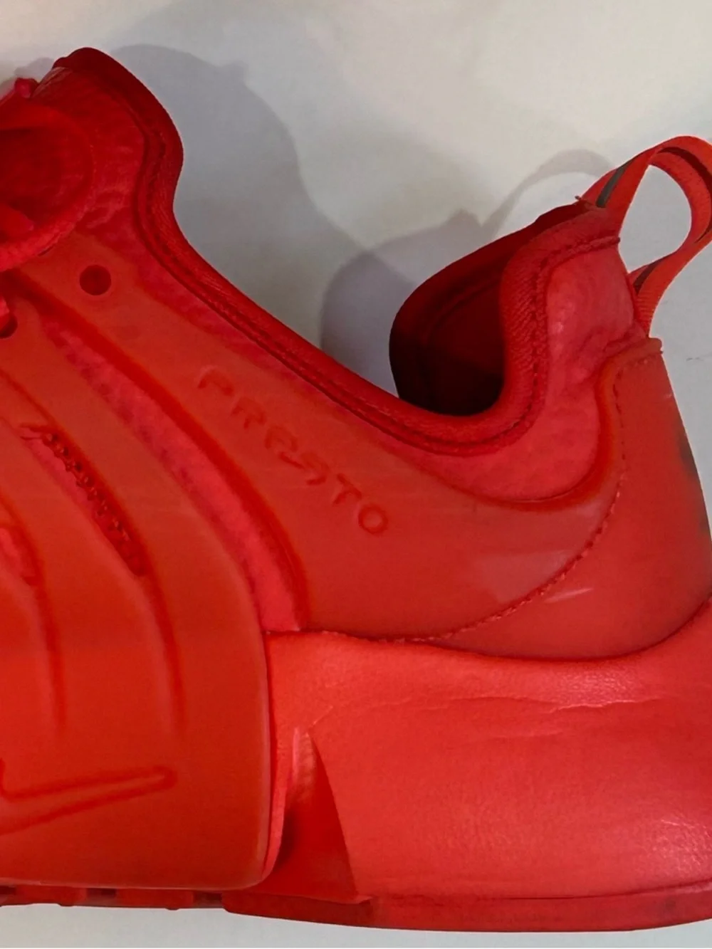 NIKE Air Presto Premium ‘University Red’ (878071-809)-Women’s size 10/Men’s 8.5 - Picture 8 of 9